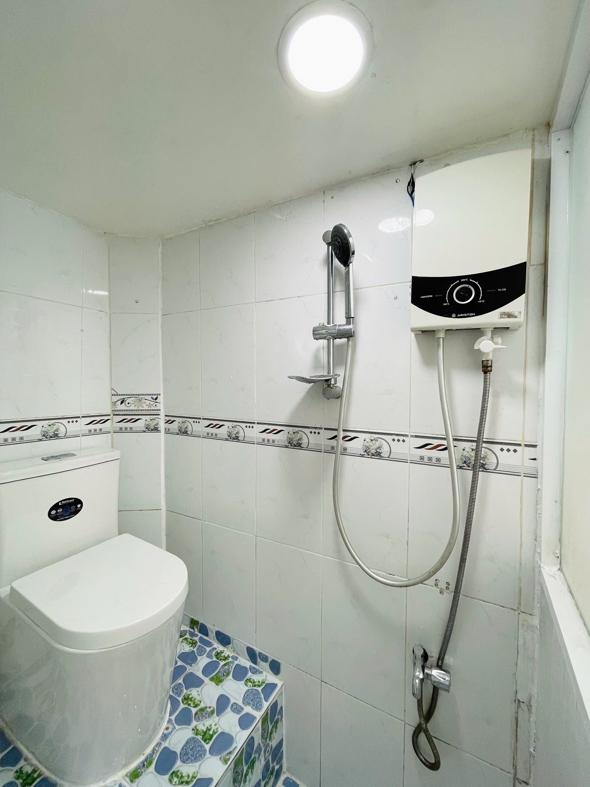 NHÀ MỚI XÂY 100% - VỊ TRÍ ĐẸP QUẬN GÒ VẤP - SẠCH SẼ & HIỆN ĐẠI-2