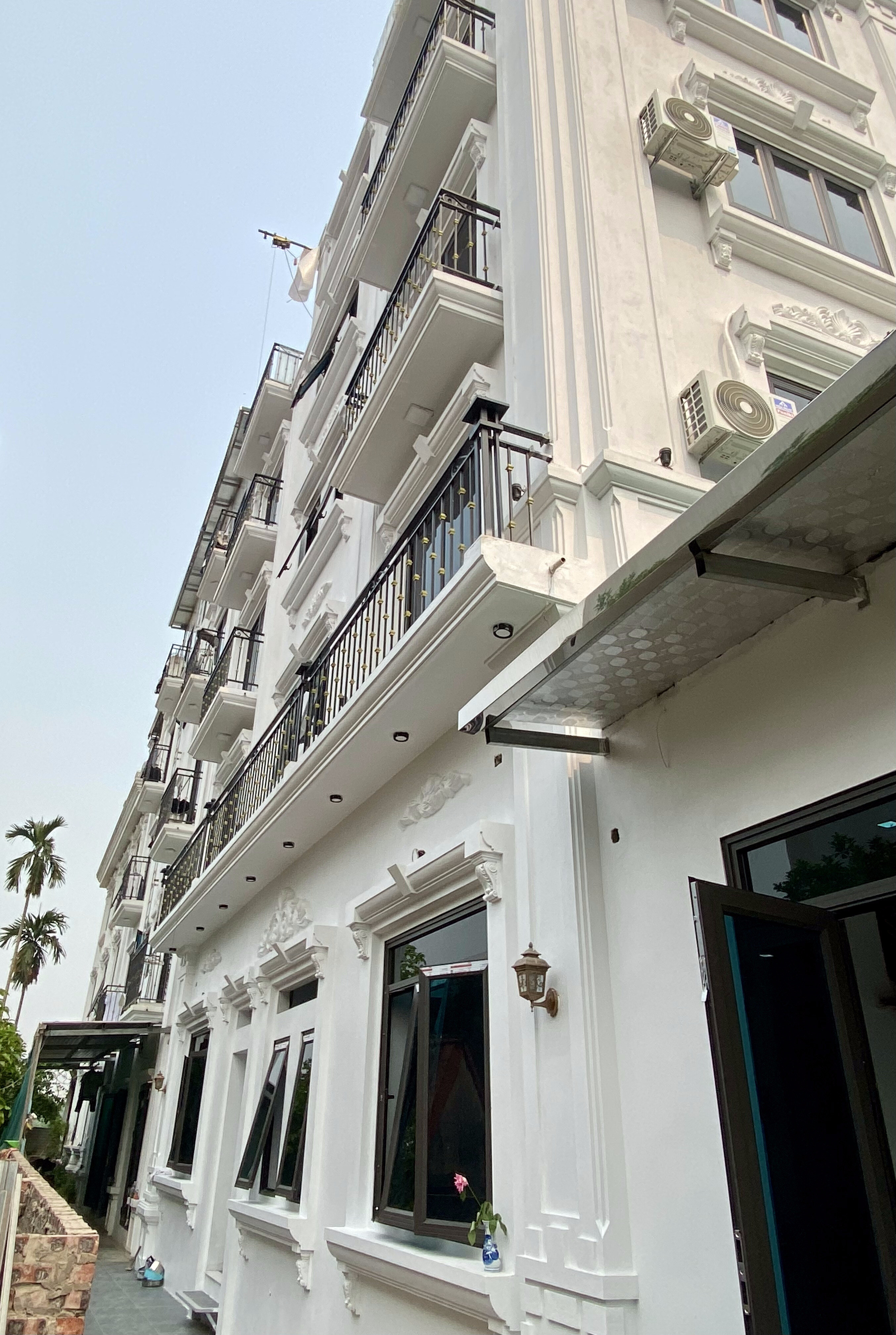 CĂN HỘ DỊCH VỤ PHÚ DIỄN - FULL ĐỒ - MÁY GIẶT RIÊNG - SALE 30% THÁNG ĐẦU-0