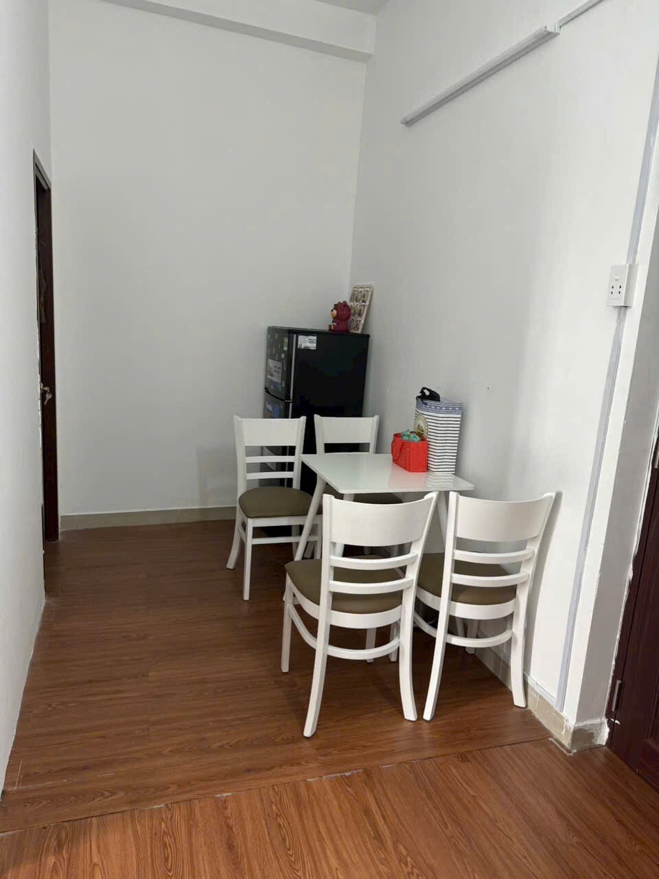 CHÍNH CHỦ CHO THUÊ CĂN HỘ 2 PHÒNG NGỦ – SIÊU THOÁNG – GIẢM GIÁ CHỈ 8TR – TRUNG TÂM PHÚ NHUẬN-1