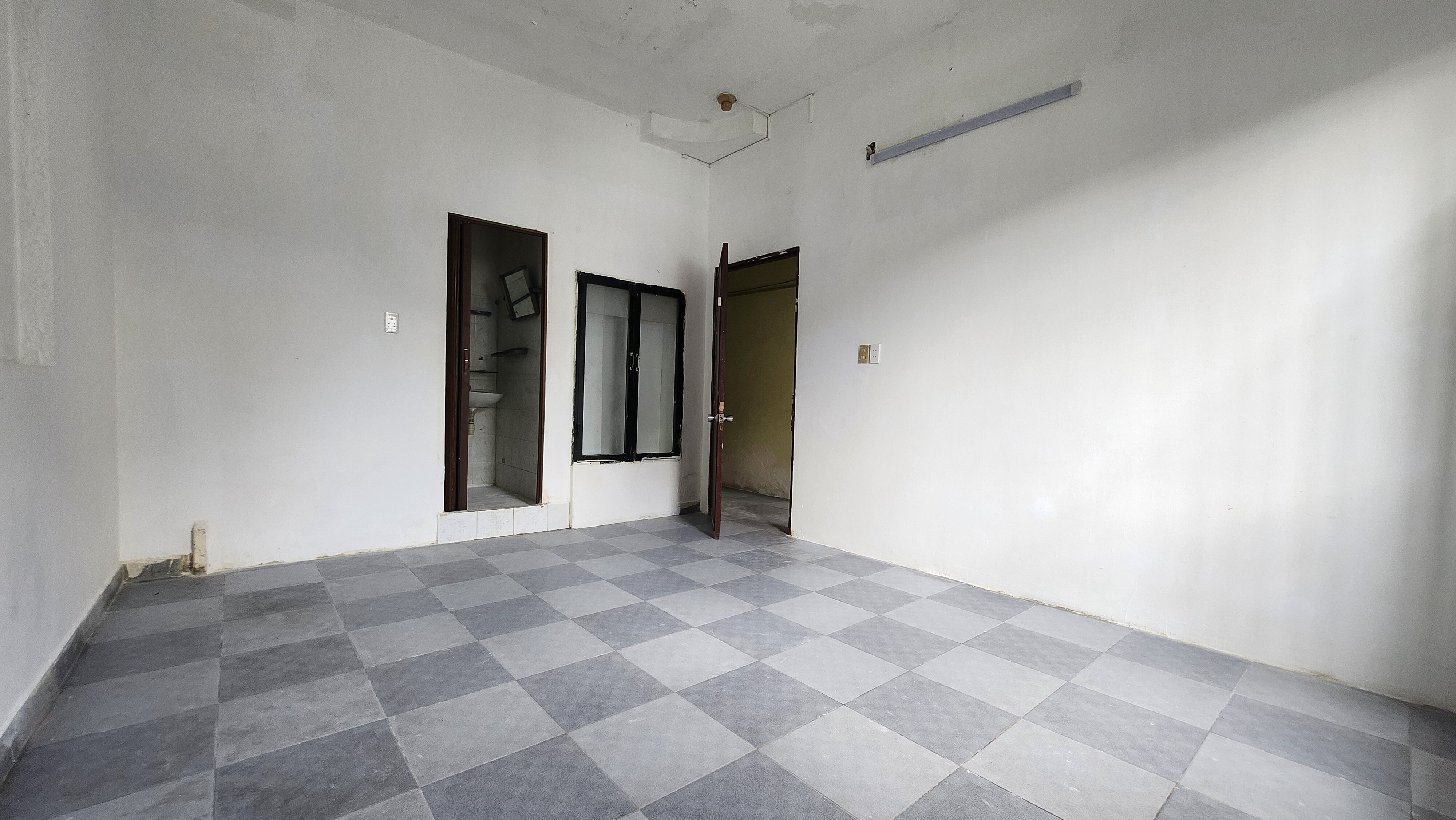 PHÒNG ĐẸP LẦU 1 – CỬA SỔ LỚN THOÁNG MÁT – TRUNG TÂM QUẬN 11 – AN NINH 24/7-0