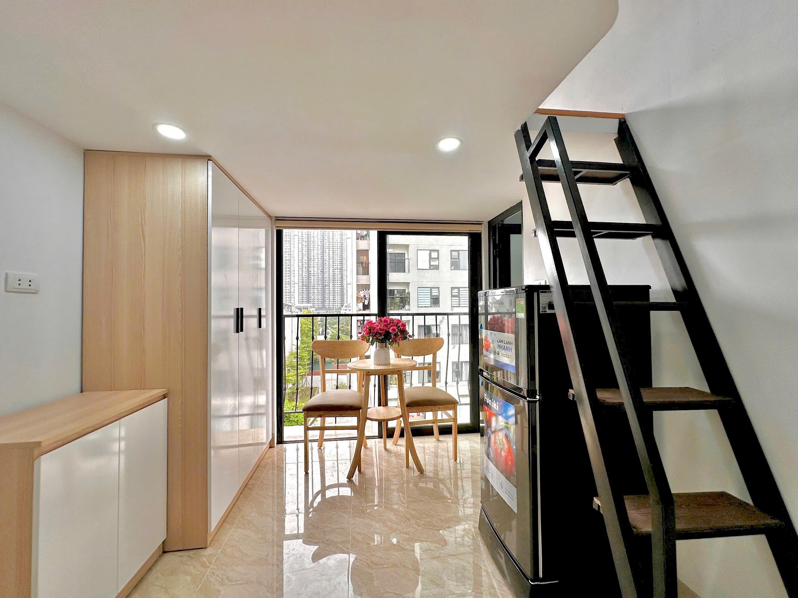 CHO THUÊ CHUNG CƯ MINI HỒ TÙNG MẬU - FULL NỘI THẤT - SÁT GA TÀU ĐIỆN & ĐH THƯƠNG MẠI-0