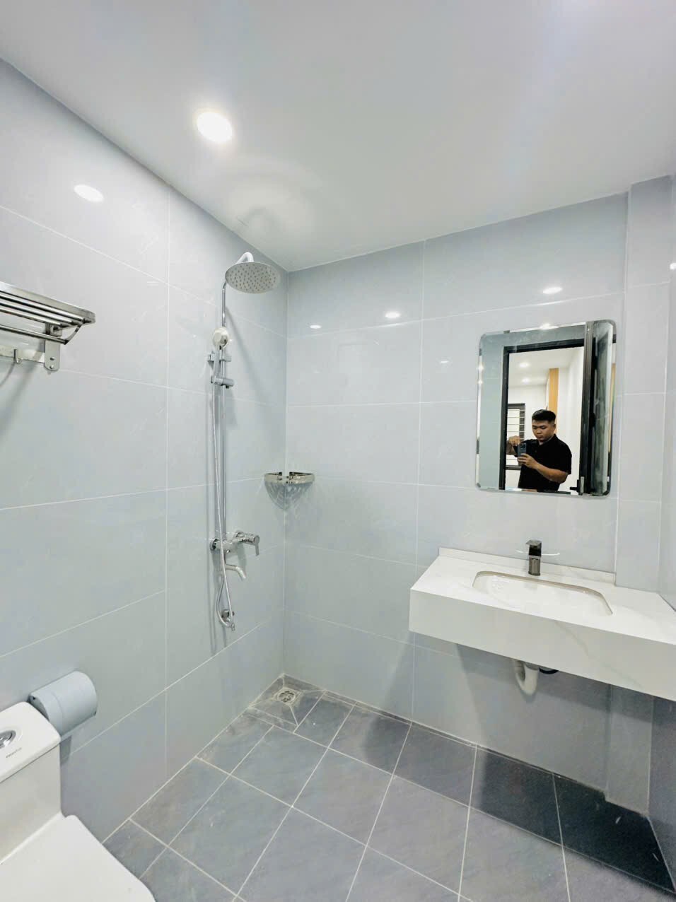 CHO THUÊ CĂN HỘ 1N1K – HOÀNG CÔNG CHẤT – Ô TÔ ĐỖ CỬA – MÁY GIẶT RIÊNG – FULL ĐỒ-3