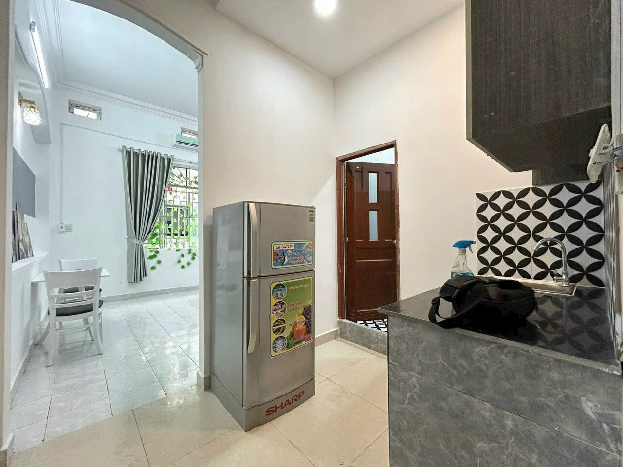 CĂN HỘ TẦNG TRỆT SIÊU RỘNG 50M2 – TRƯỜNG SA TÂN BÌNH – FULL NỘI THẤT – GIÁ 7TR5-3
