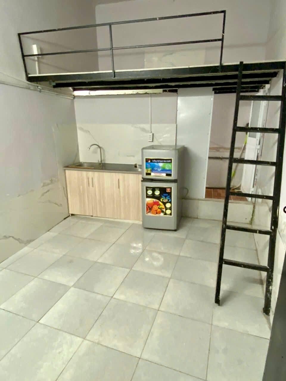 Cho thuê phòng trọ Nguyễn Gia Trí giá tốt, tiện nghi đầy đủ-0