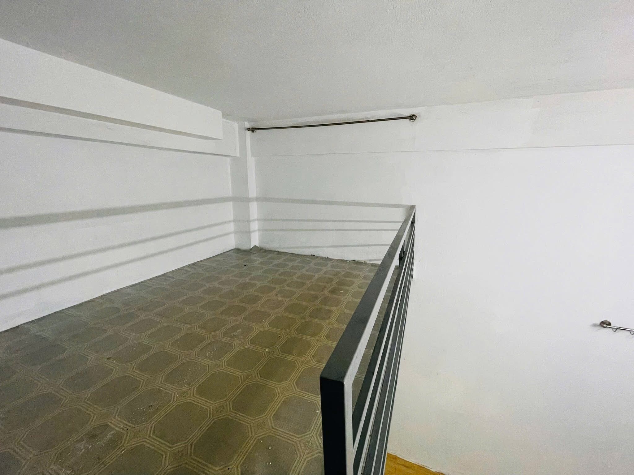 Phòng trọ giá rẻ tại Gò Vấp - Gác lửng, bảo vệ 24/7, tiện nghi đầy đủ-3