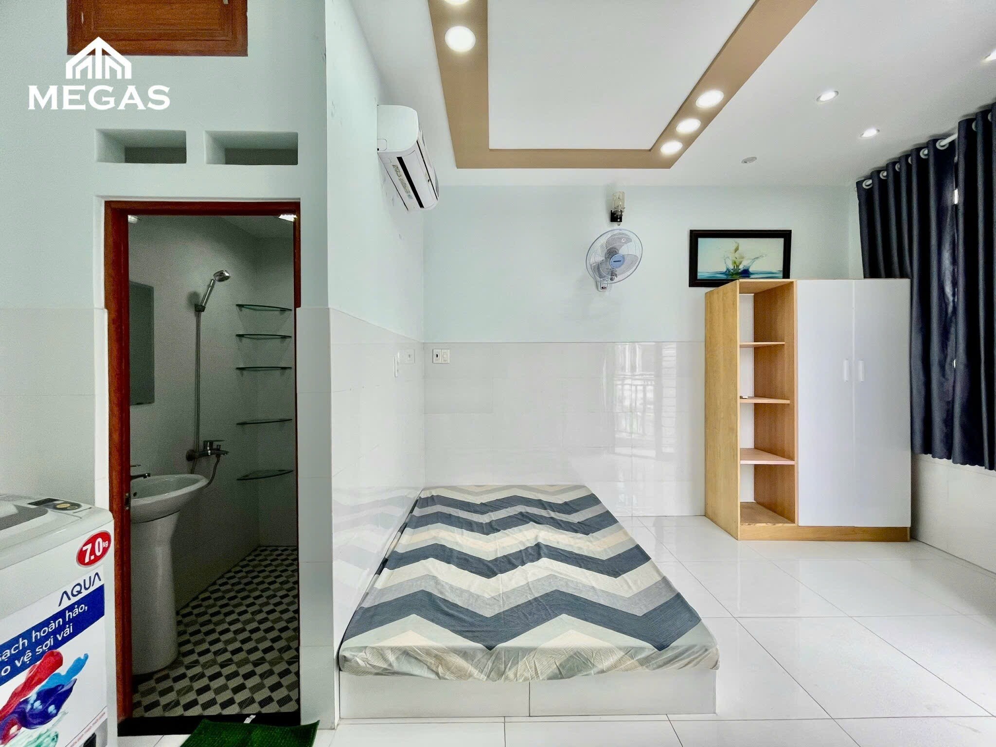 Cho thuê căn hộ ban công đầy đủ tiện nghi giá rẻ tại Trung Mỹ Tây-3