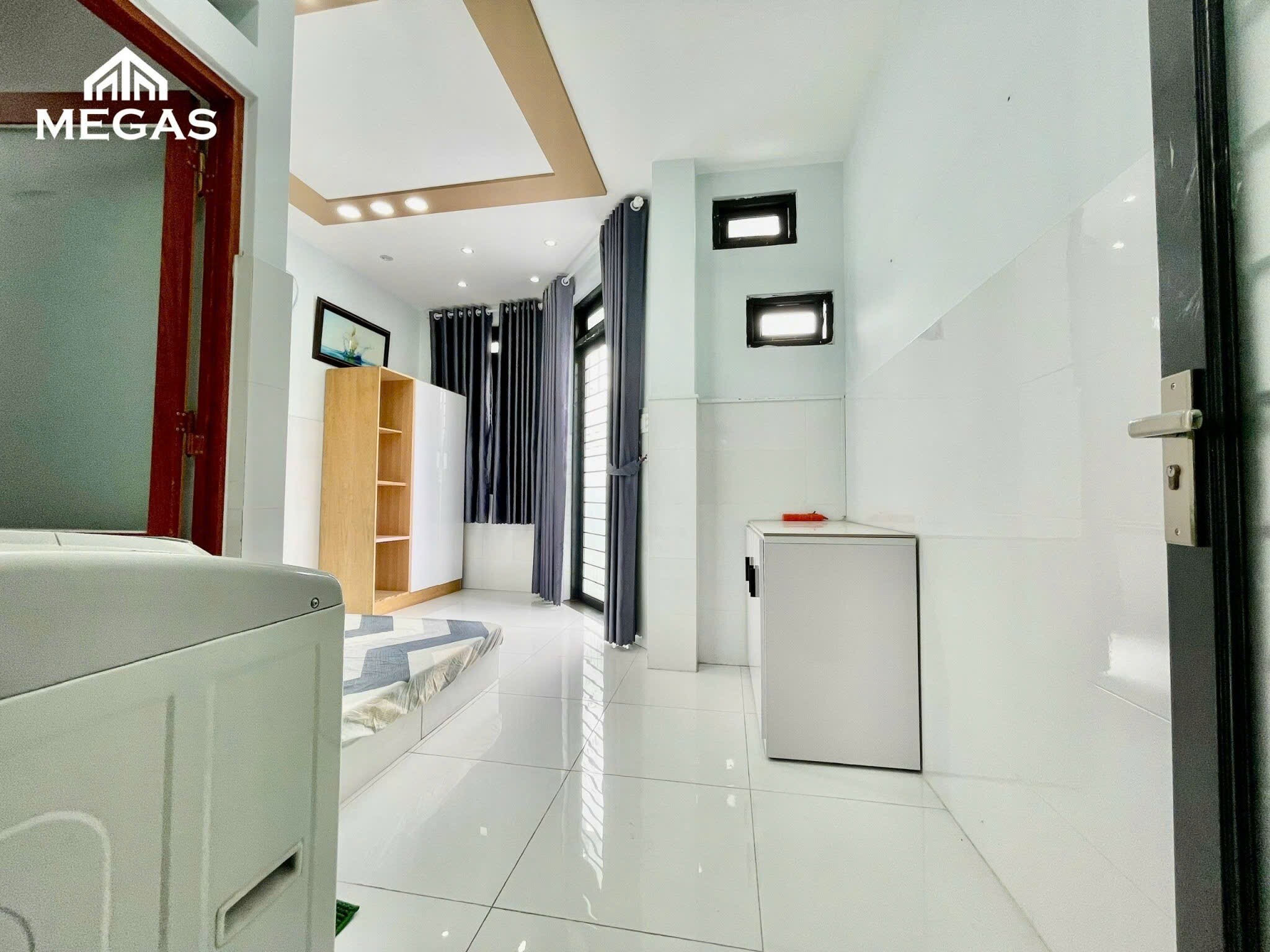 Cho thuê căn hộ ban công đầy đủ tiện nghi giá rẻ tại Trung Mỹ Tây-4