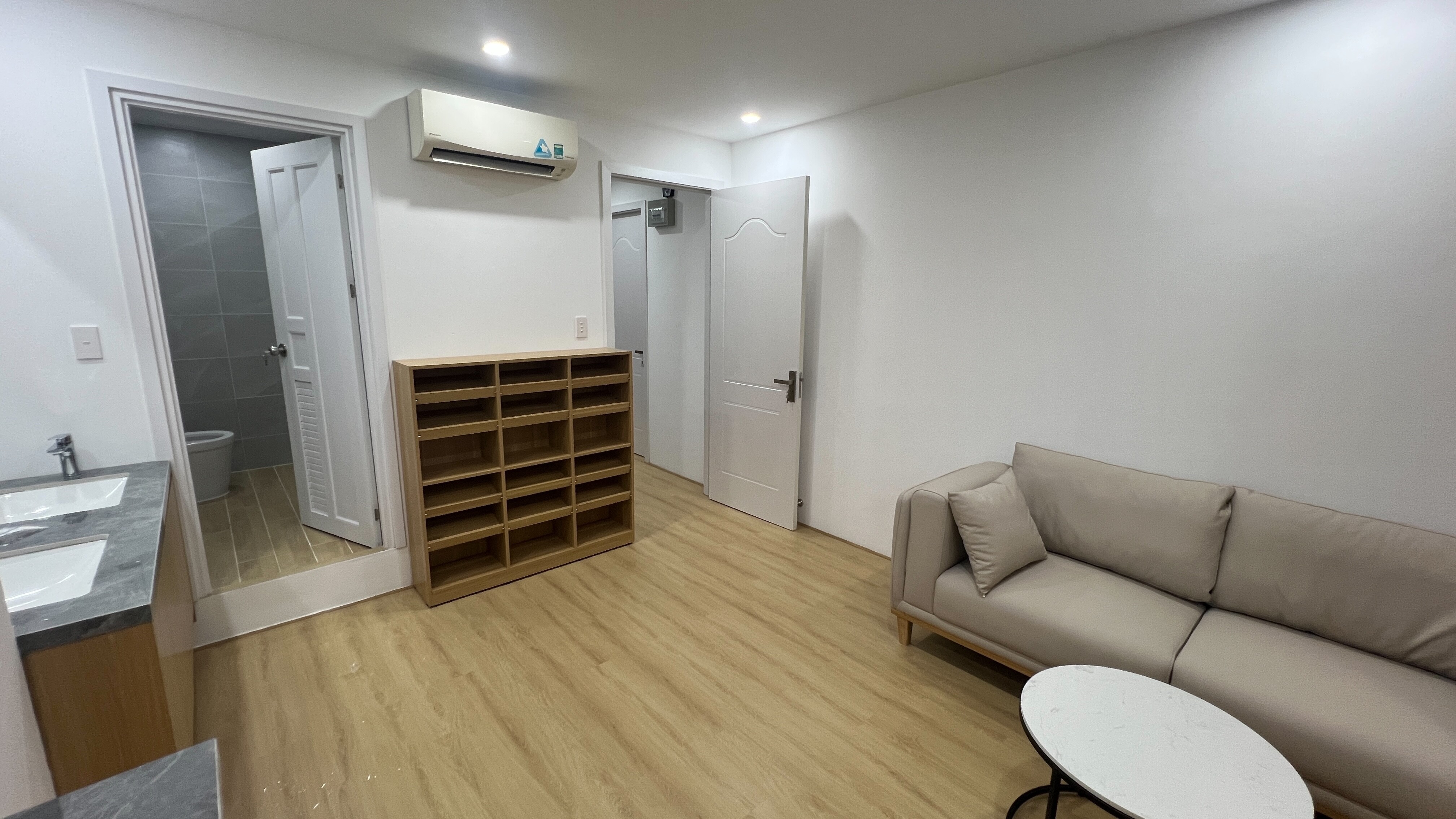 Cho Thuê Sleepbox Cao Cấp Tại Quận 12 - Đặt Ngay Hôm Nay!