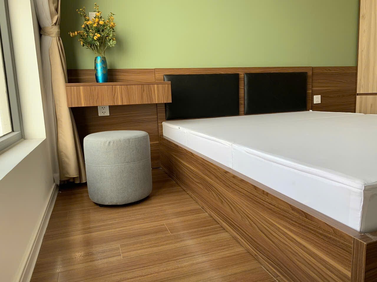 Căn hộ 1 ngủ cho thuê tại Mỹ Đình Pearl view hồ, đầy đủ tiện nghi