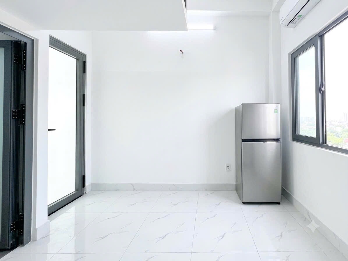 Phòng trọ có gác lửng, ban công giá rẻ tại Phạm Văn Chiêu-2