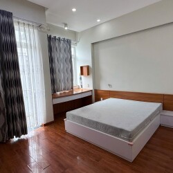 Nhà rất mới chỉ việc dọn vào ở thôi ạ !!!