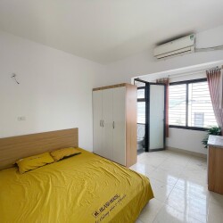 PHÒNG TRỌ Ở ĐƯỢC LUÔN ,CÓ CỬA SỔ TO ,NHẬN XE ĐIỆN VÀ CHO NUÔI THÚ CƯNG