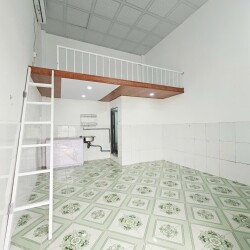 Cho thưe phòng trọ ngay Vincom Dĩ An #1tr500 có sẵn máy lạnh