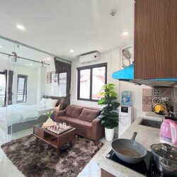 CĂN HỘ 1K1N ĐỘI CẤN - LIỄU GIAI - SIÊU RỘNG 40M2 - FULL ĐỒ - NHẬN PET & KHÁCH TÂY