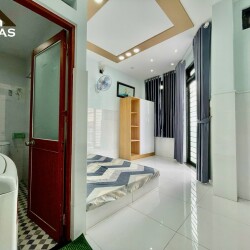 Cho thuê căn hộ ban công đầy đủ tiện nghi giá rẻ tại Trung Mỹ Tây