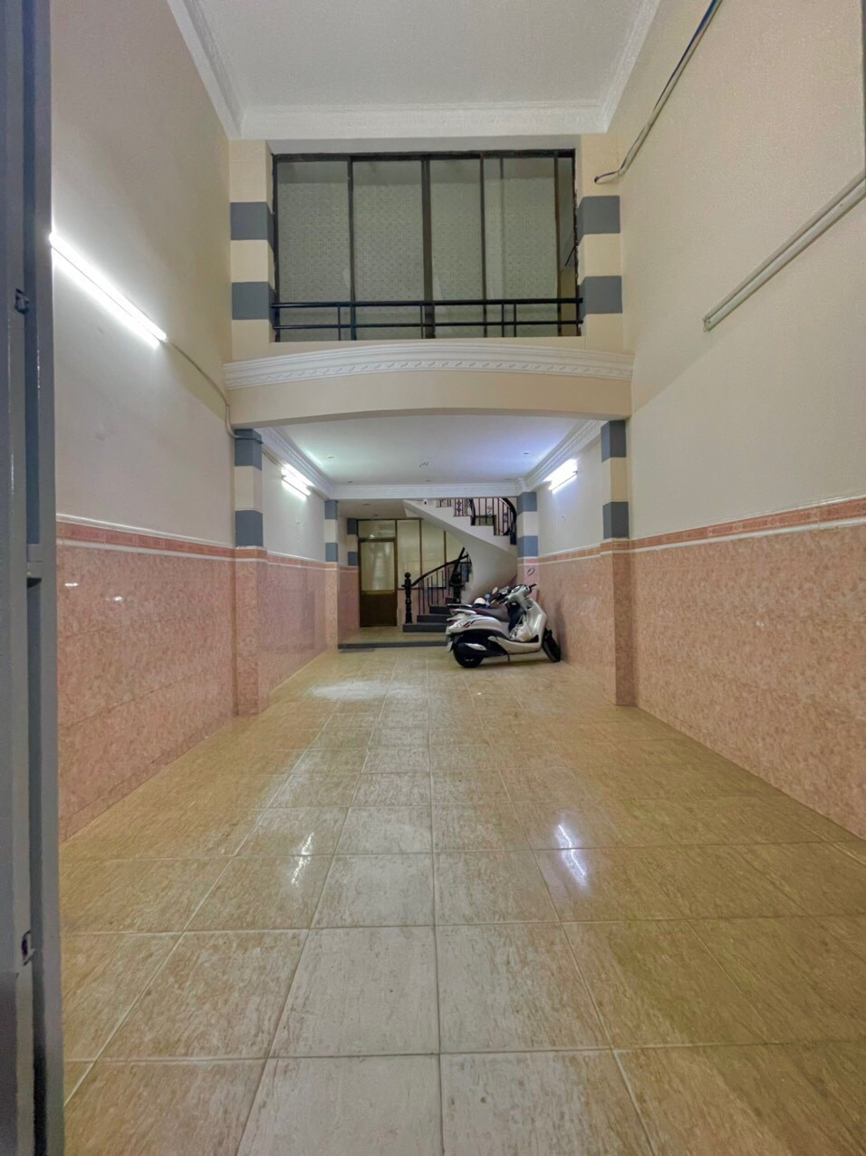 Cho thuê phòng KTX đầy đủ tiện nghi, bao điện nước, giá tốt Q.4-3