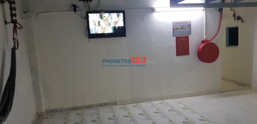 PHÒNG TRỌ MỚI XÂY KHUYẾN MÃI SỐ ĐỐI DIỆN 196 GIA PHÚ, F1, Q.6, HCM. GIÁ 2 ->2.8 TR/T ĐT 0942082320-2