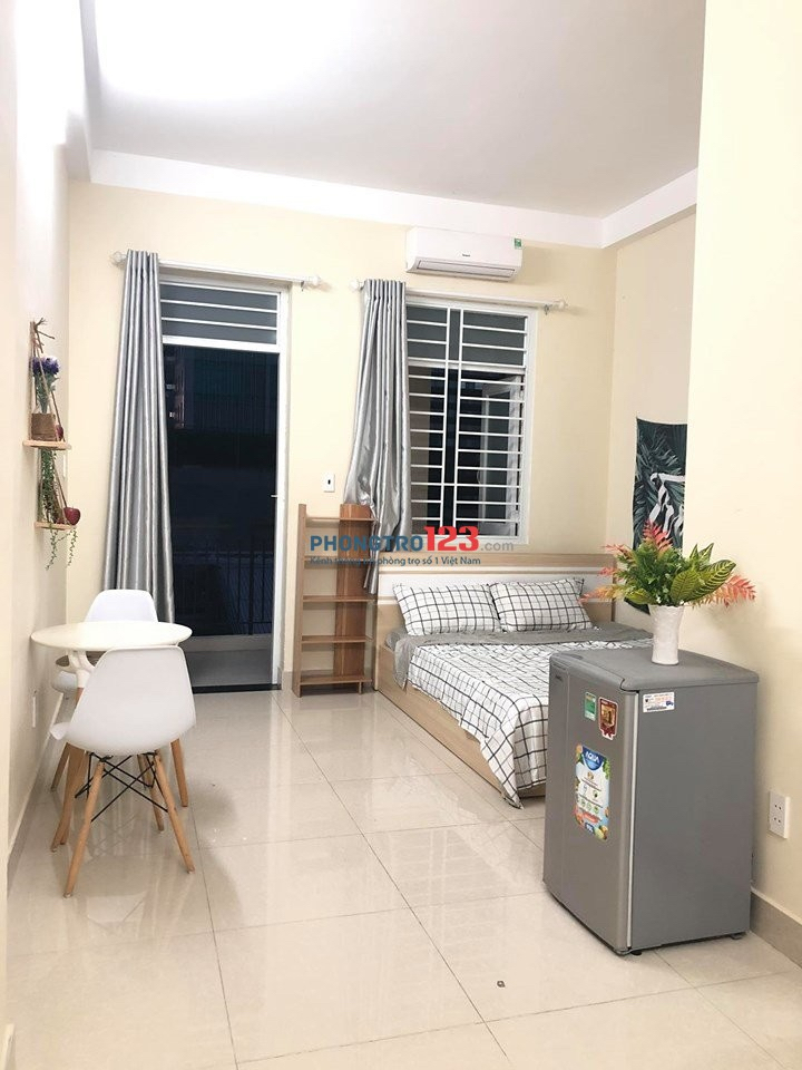 Cho thuê phòng full nội thất ngã 4 Hàng Xanh, Q.Bình Thạnh-1